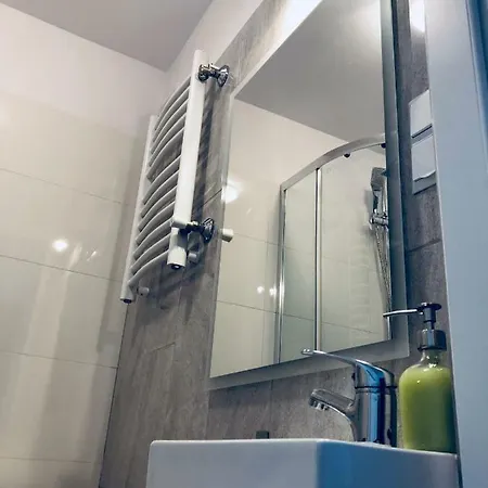 Andersena Modern A - 10 Min Cmkp - 5 Min Metro - 15 Min Center Warsaw