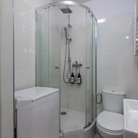 Andersena Modern A - 10 Min Cmkp - 5 Min Metro - 15 Min Center Apartament